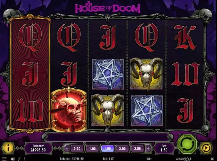  Main Screen Reels at House of Doom 5 Reel Mobile Real Slot created by Play'n GO