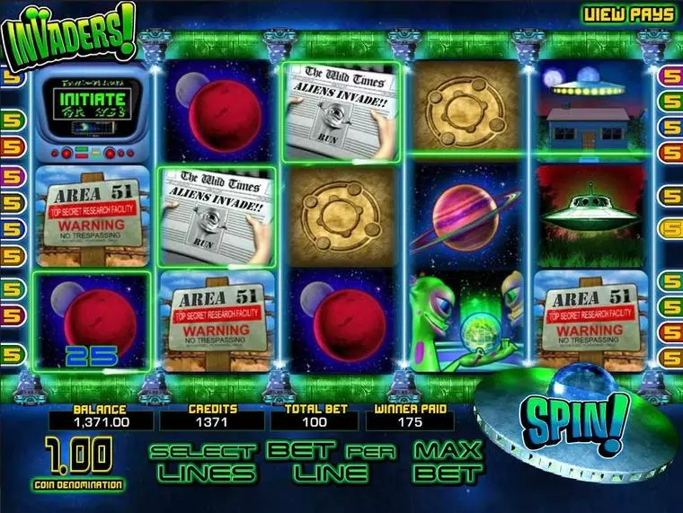  Introduction Screen at Invaders 5 Reel Mobile Real Slot created by BetSoft